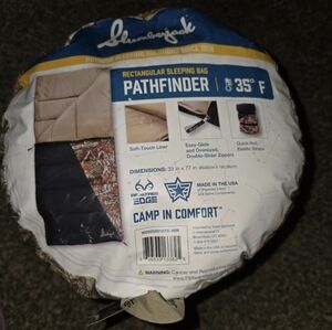 New Slumberjack Rectangular Sleeping Bag Pathfinder 35 degrees Fahrenheit